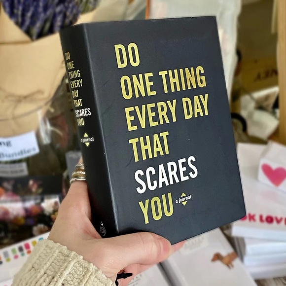 ‘Do One Thing Everyday That Scares You’ Journal *NEVER USED* - Picture 7 of 17